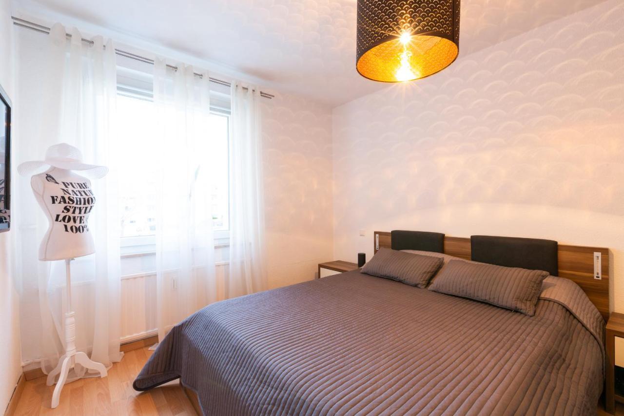 Deutsche Messe Zimmer - Private Apartments Hannover Exhibition Center Dış mekan fotoğraf